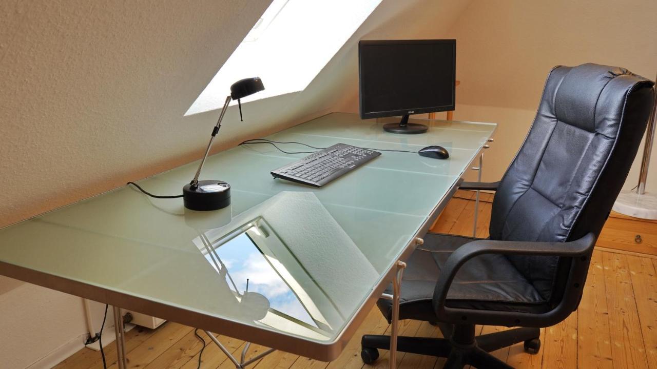 3 Schlafzimmer 8 Gaste Ruhig 110Qm Nahe Flughafen Norderstedt Exterior photo