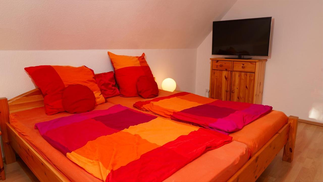 3 Schlafzimmer 8 Gaste Ruhig 110Qm Nahe Flughafen Norderstedt Exterior photo